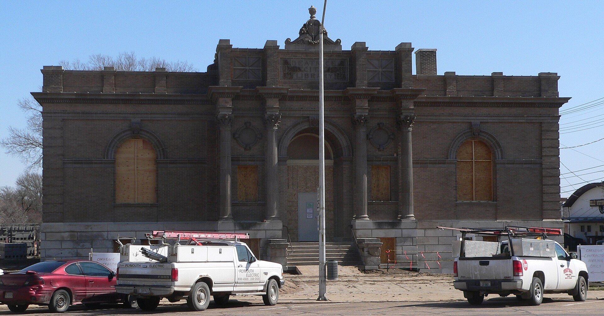 The brick Carnegie library building in Beatrice Nebraska. A Wikimedia Commons photograph on Brent O'Mara Insights.